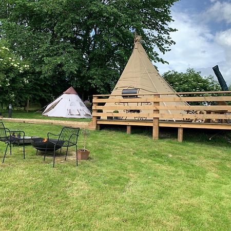Burtree House & Retreats Tipi With Secluded Hot Tub Hotel Thirkleby Eksteriør billede